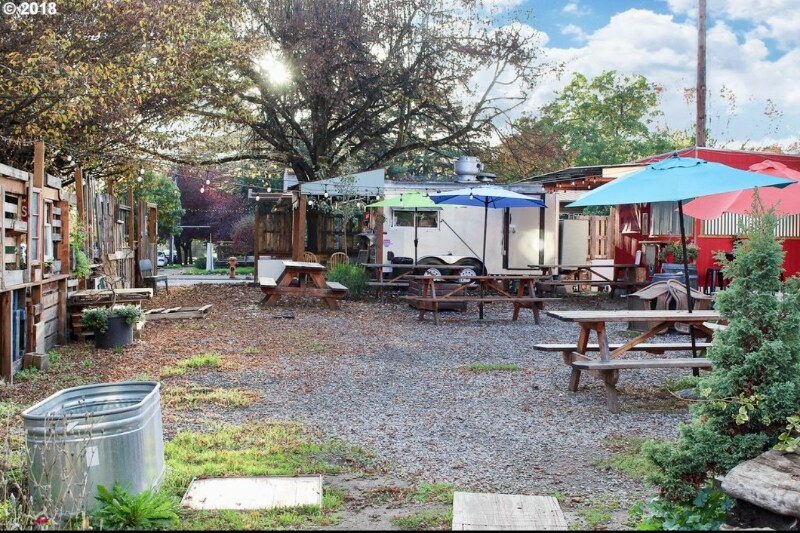 Building Photo - 9333 N Lombard St