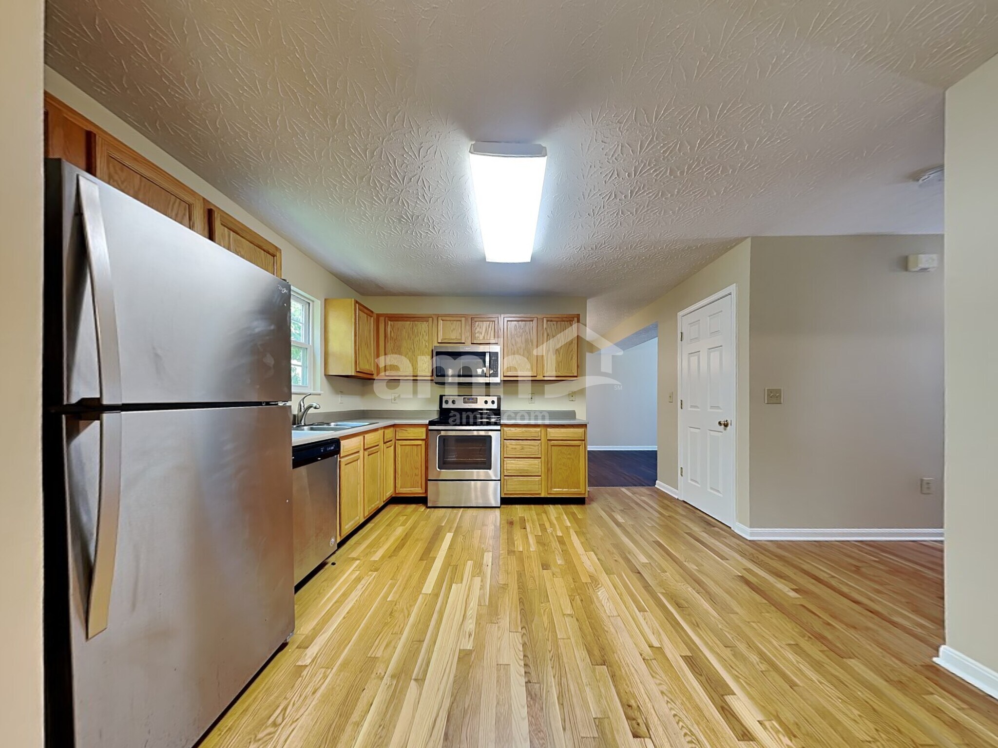 Building Photo - 2132 Lunar Ln