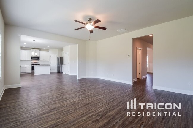 Building Photo - 4182 Bella View Dr