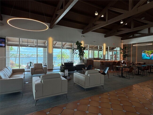 Building Photo - 10730 NW 66th St