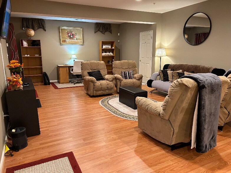 Building Photo - 7612 Killbarron Dr