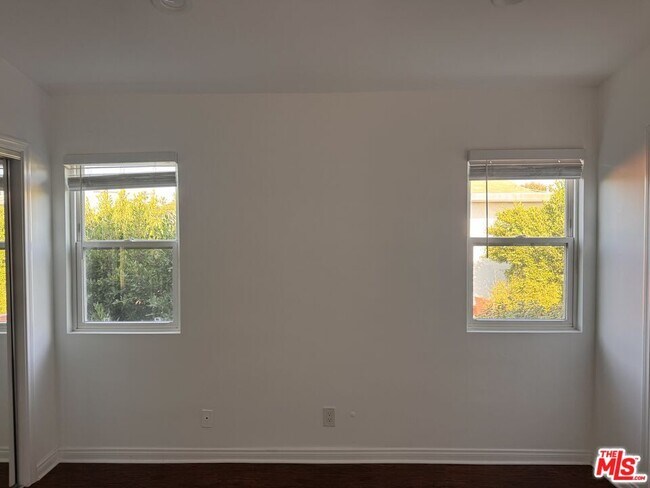 Building Photo - 2639 6th St