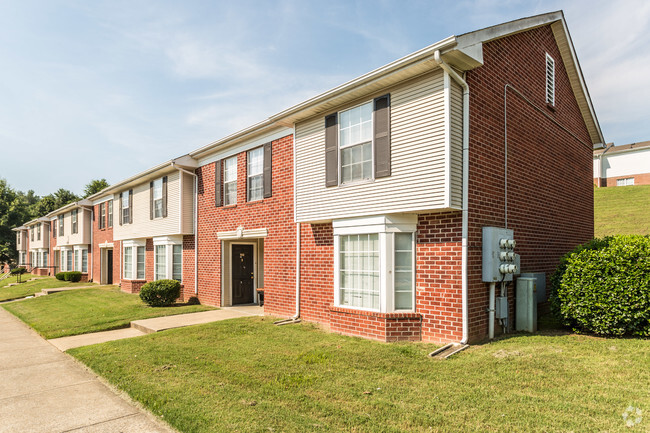 Building Photo - Cumberland Manor Apartments