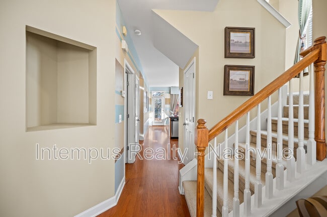 Building Photo - 200 Windsor Chase Ct