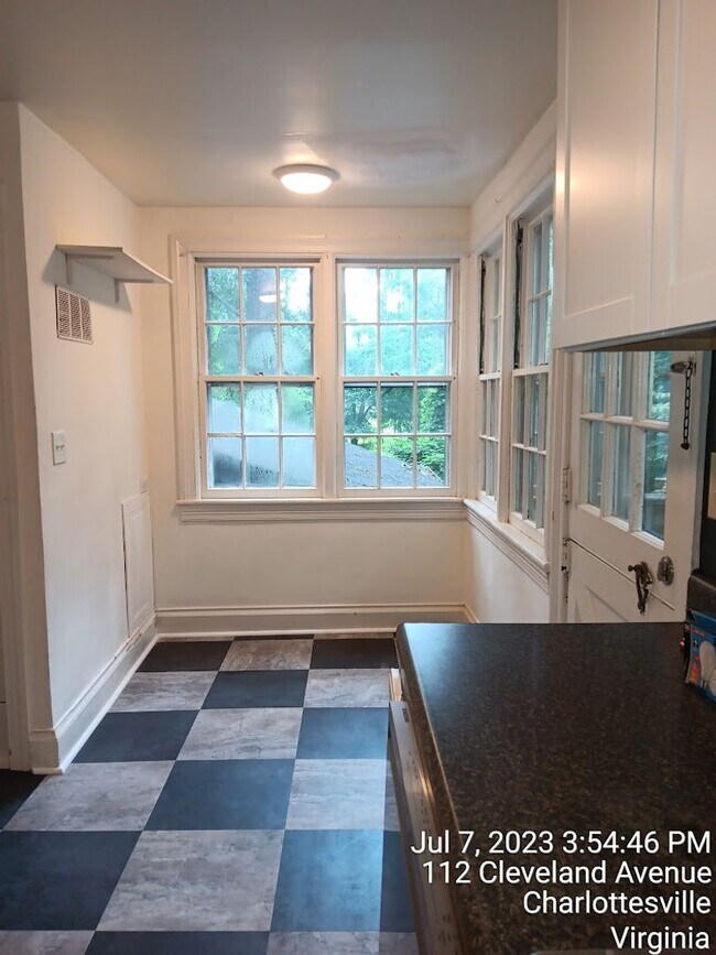 Building Photo - 112 Cleveland Ave