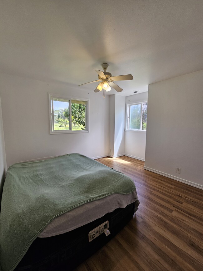 Building Photo - 15-1817-1817 14th Ave