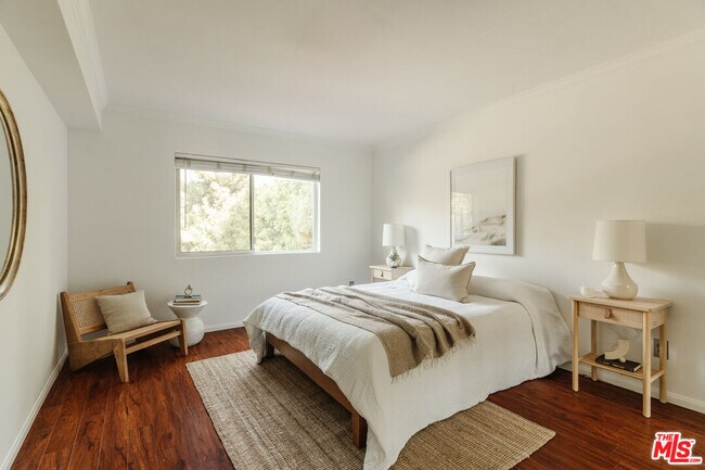 Building Photo - 2700 Cahuenga Blvd