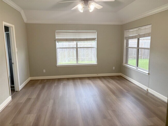 Building Photo - 4309 Juan Carlos Ct