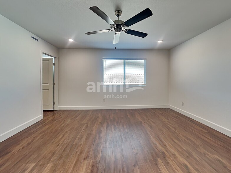 Building Photo - 2714 Hot Cider Ave