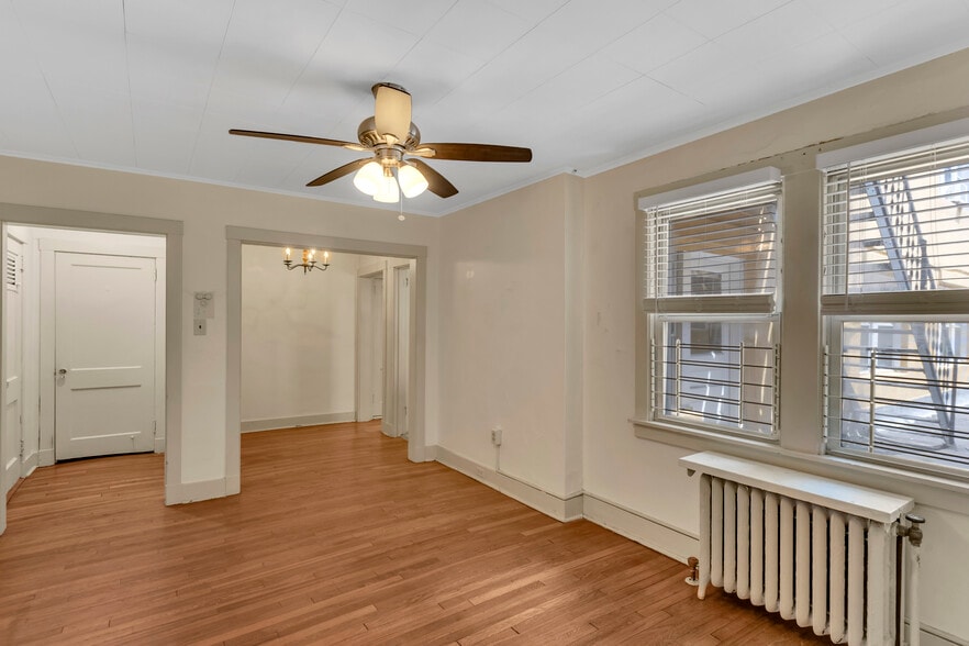 Building Photo - 5854 Forbes Ave