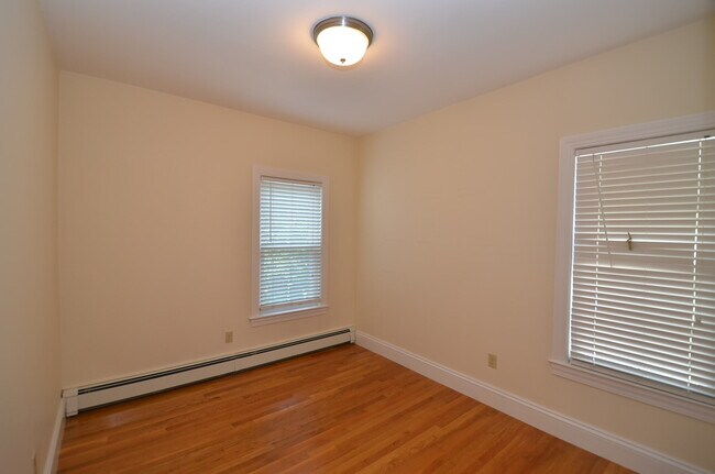 Building Photo - 51-2 North Ave