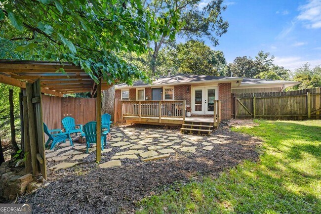 Building Photo - 811 Whelchel Dr