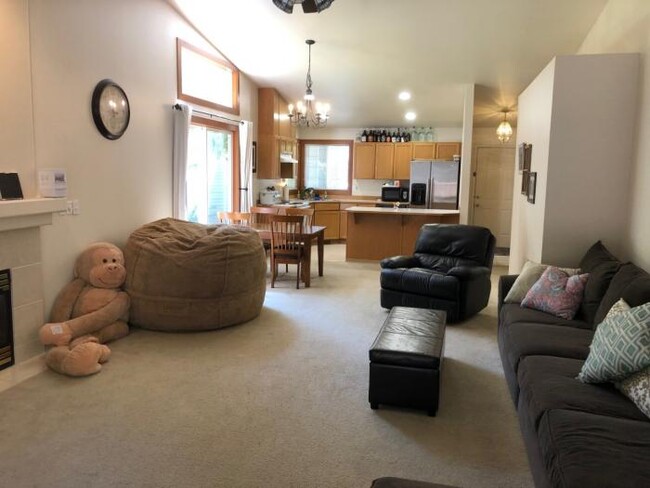 Building Photo - 3 bedroom in Lake Stevens WA 98258