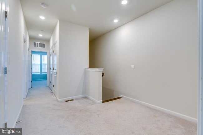 Building Photo - 20687 Heron Landing Dr