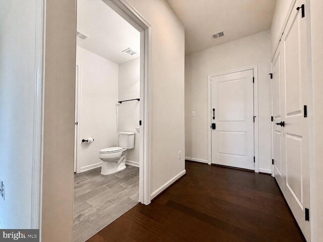 Building Photo - 22348 Philanthropic Dr