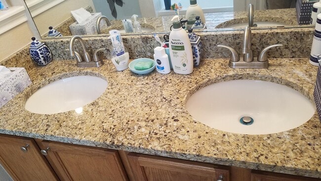 Dual Vanity Granite in MBA - 130 Easy St