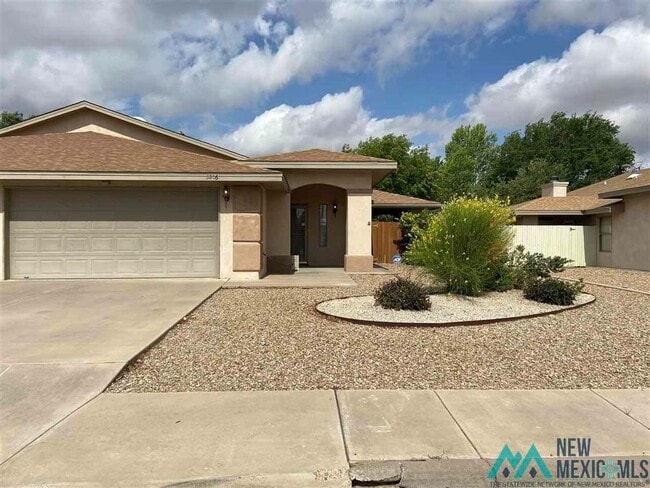 Building Photo - 3206 N Richardson Ave