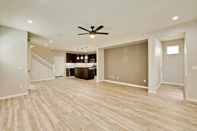 Building Photo - 309 Rayos Del Sol Dr