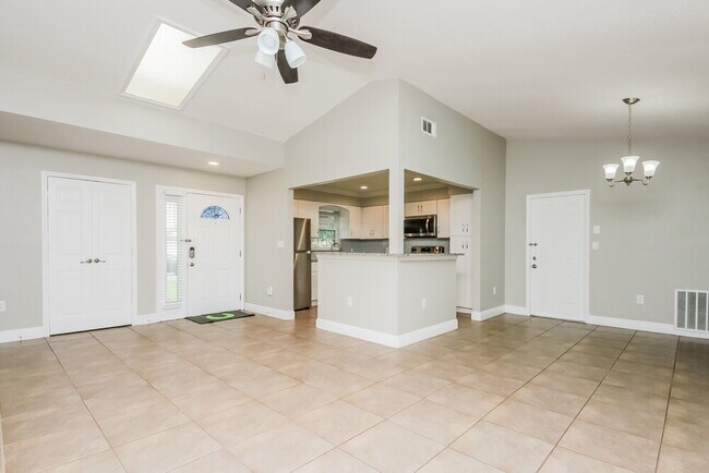 Building Photo - 4808 Reginald Rd