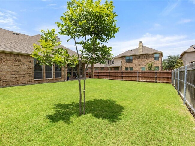 Building Photo - 8720 Devonshire Dr