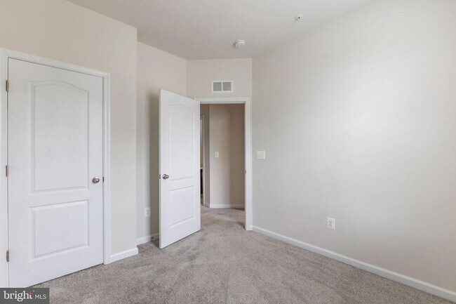 Building Photo - 12925 Sweet Christina Ct