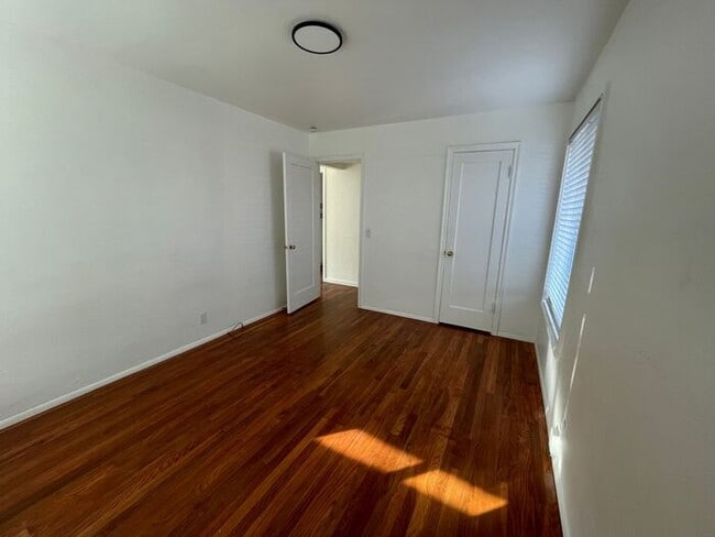 Building Photo - 1300 Buena Vista Ave