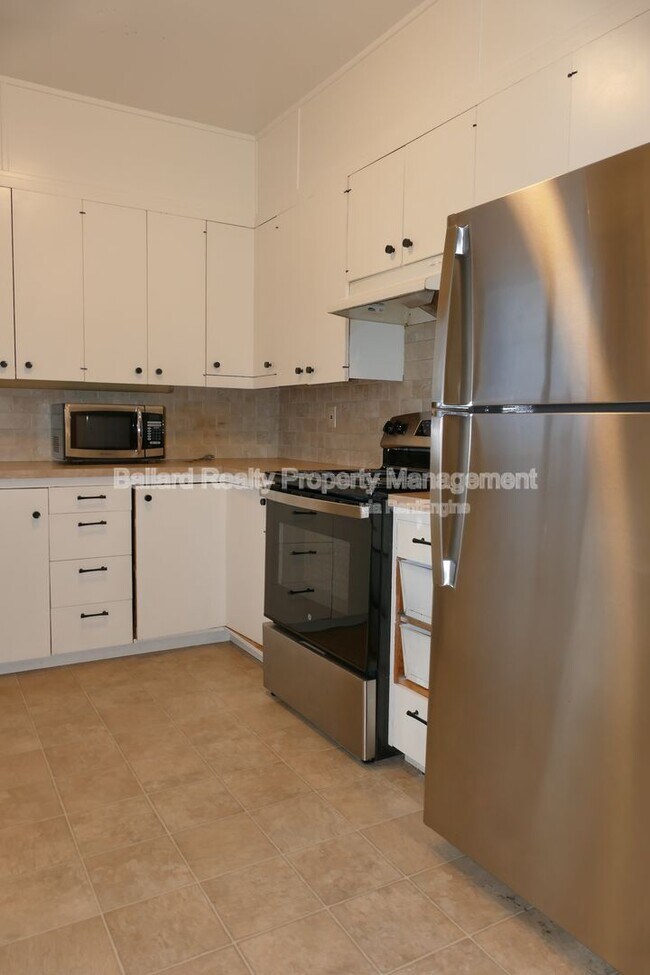 Building Photo - 1417 NW 60th St