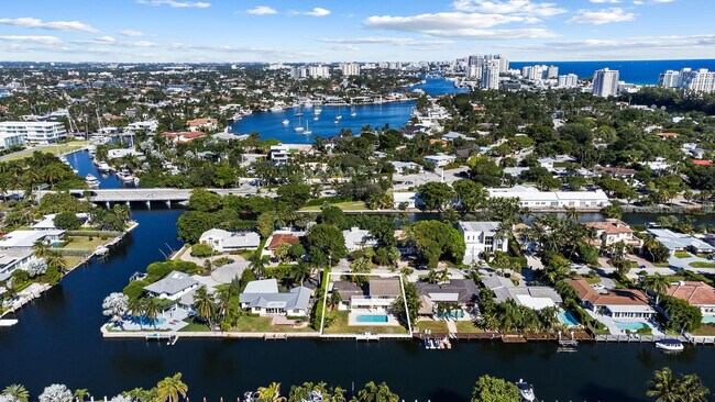 Building Photo - 2612 Marion Dr