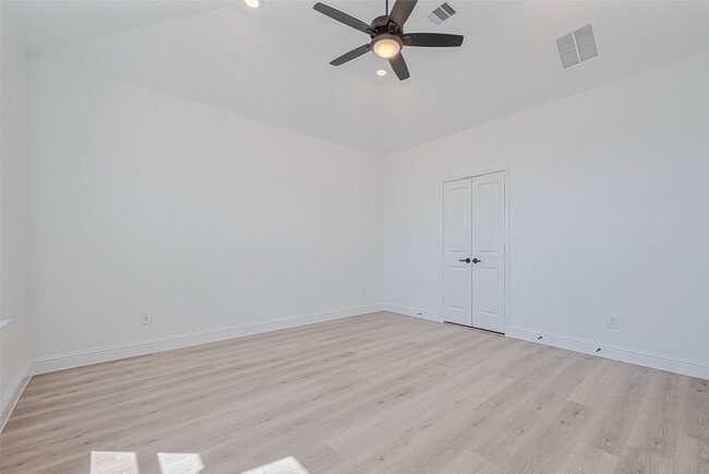 Building Photo - 2315 Red Chip Ln