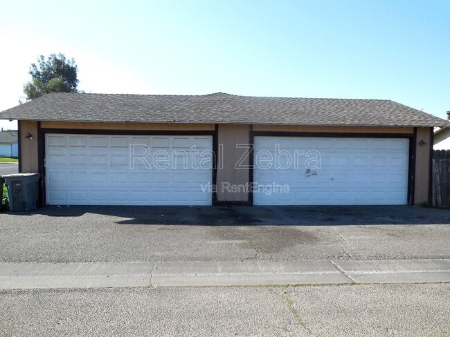 Building Photo - 1407 Madison Ct