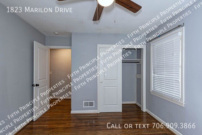 Building Photo - 1823 Marilon Dr