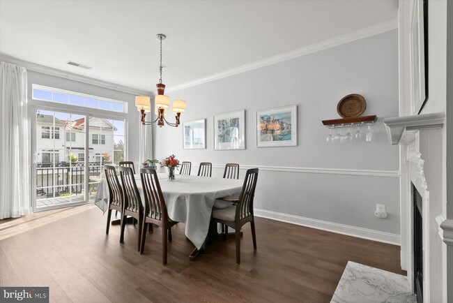 Building Photo - 7207 Phelps Hill Ct