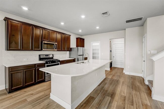 Building Photo - 7509 Grand Linden Wy