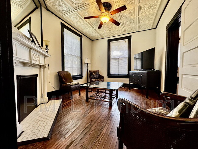 Building Photo - 1316 Harrison St