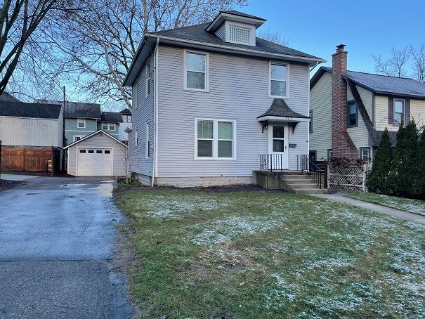 Primary Photo - 503 Briarwood Ave SE