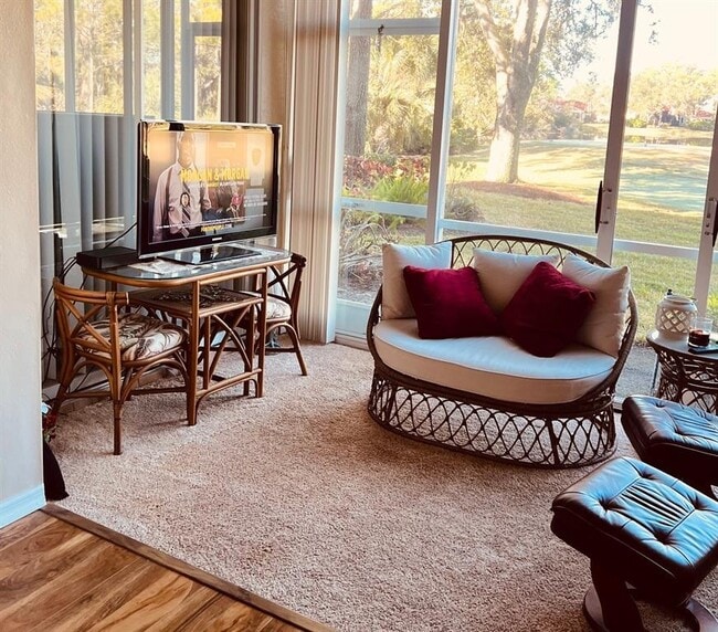 Building Photo - 8750 Olde Hickory Ave