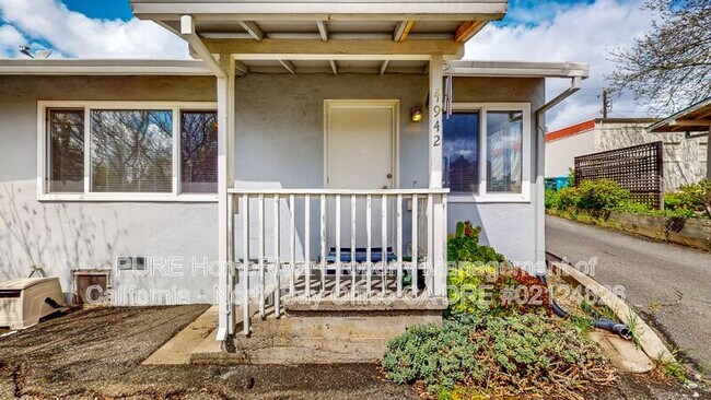 Building Photo - 4942 Sonoma Hwy