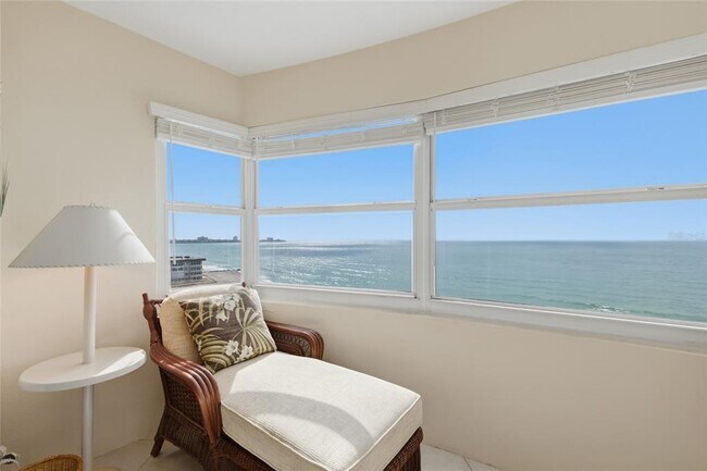 Building Photo - 1750 Benjamin Franklin Dr