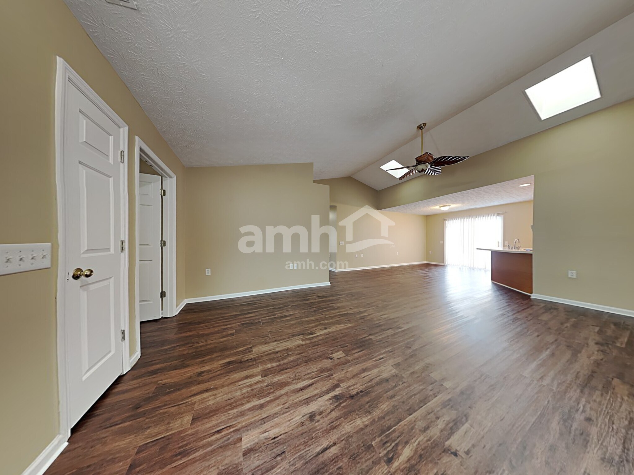 Building Photo - 3725 Waterbridge Ln