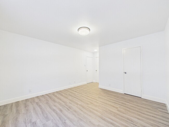 Building Photo - 7510 Hornwood Dr