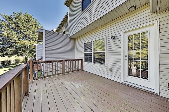 Building Photo - 735 Tulip Grove Rd
