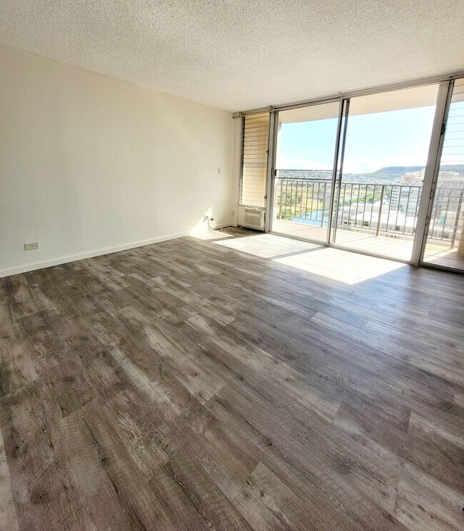 Building Photo - 2345 Ala Wai Blvd