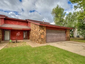 Building Photo - 7407 Kings Manor Ct