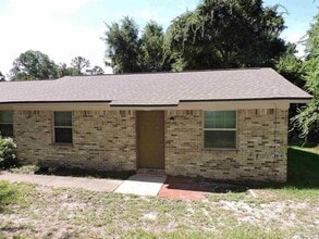 Building Photo - 5084 Yacht Harbor Dr