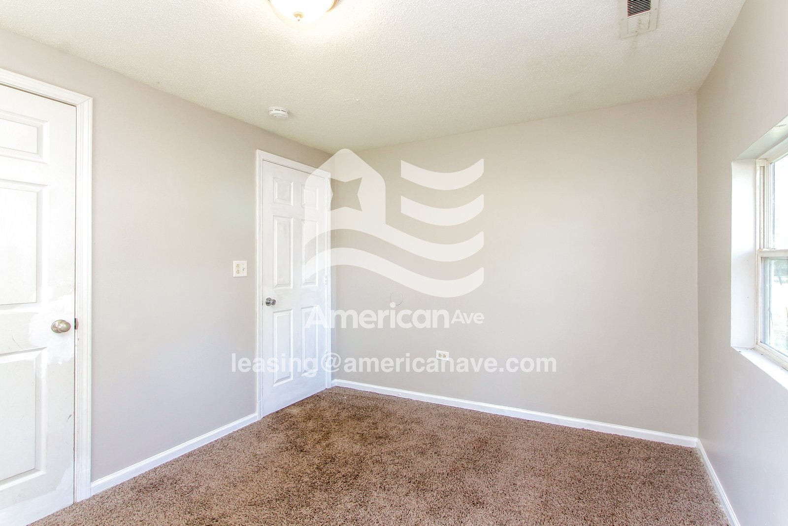 Building Photo - 3050 S State Ave