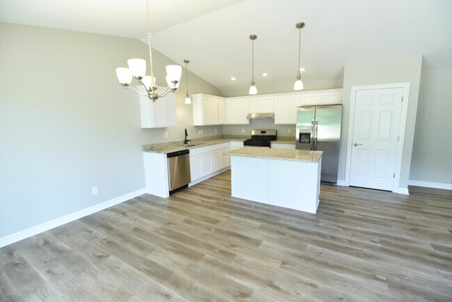 Building Photo - 1750 Meadowlark Ln