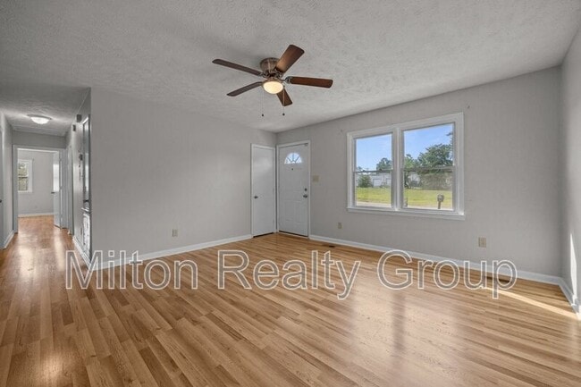 Building Photo - 54 Rolling Springs Dr