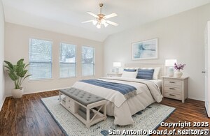 Building Photo - 526 Parkmont Ct