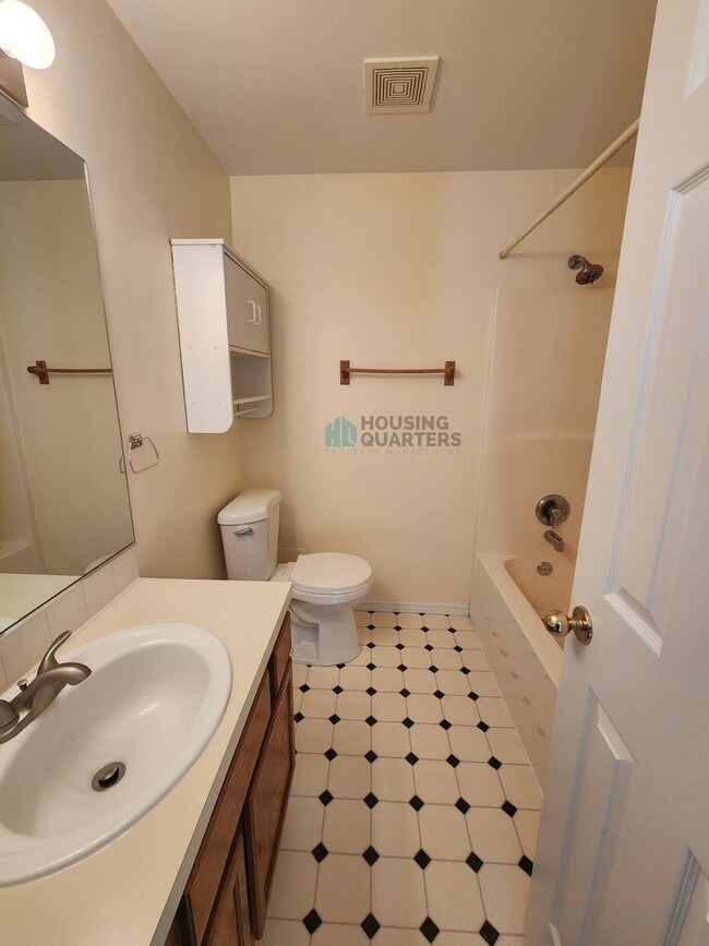 Building Photo - 12411 W 11th Ave