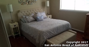 Building Photo - 5927 Cliff Rock Dr